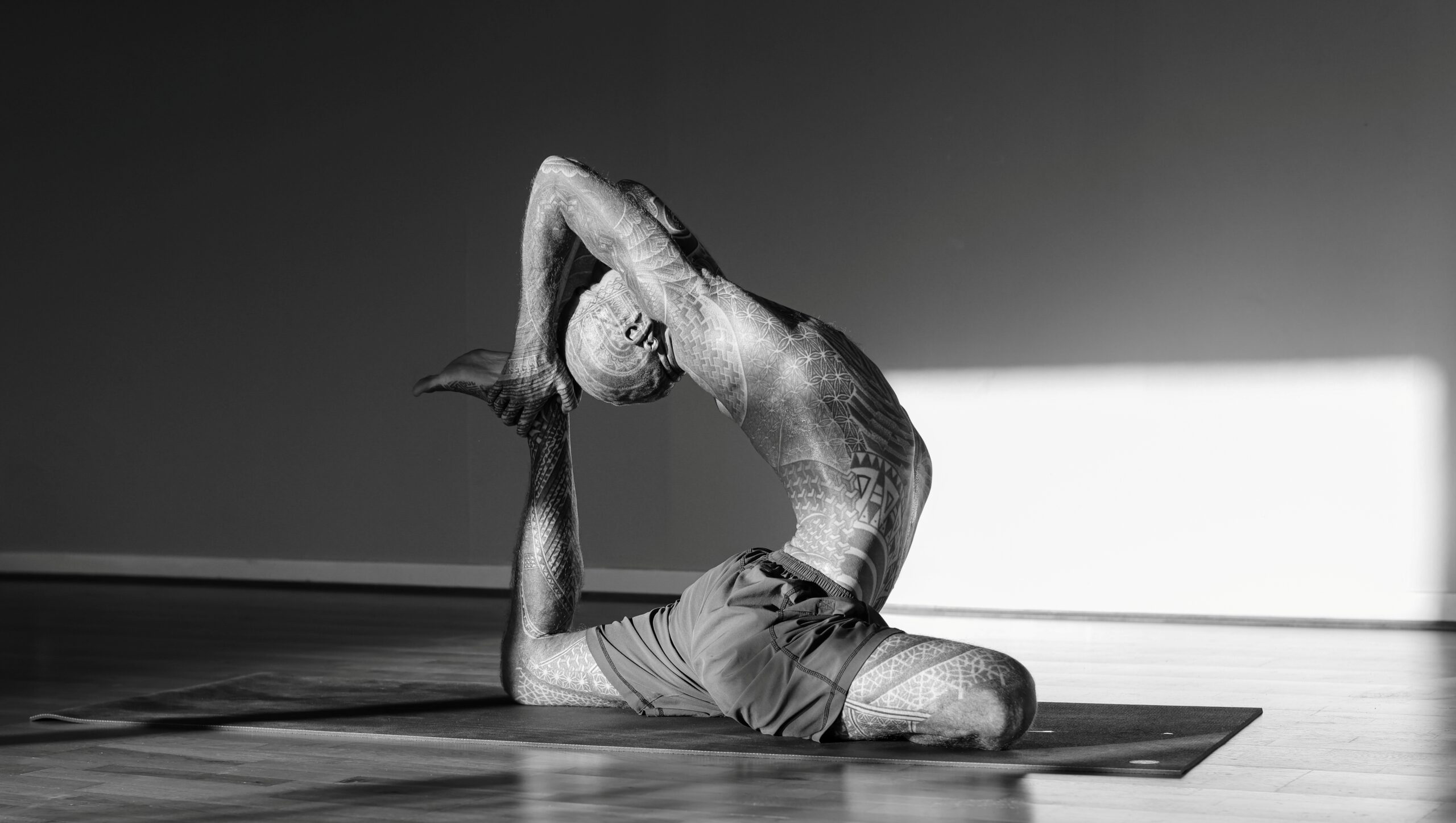eka pada raja kapotasana